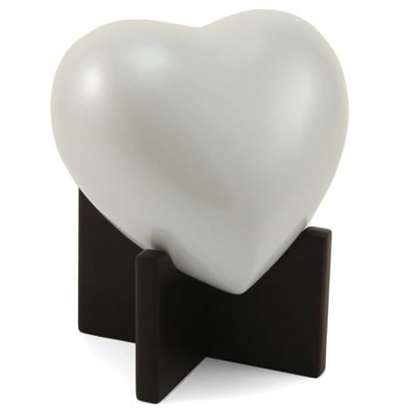 White Pearl Heart Urn. Small/Medium